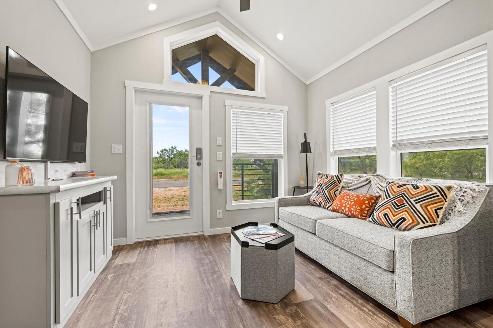 Skye Texas Hill Country Resort ヒルトップ エクステリア 写真